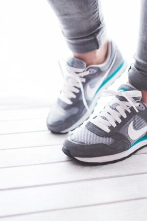 walking-shoe-light-girl-woman-white-722547-pxhere.com_-300x450 Homepage #5